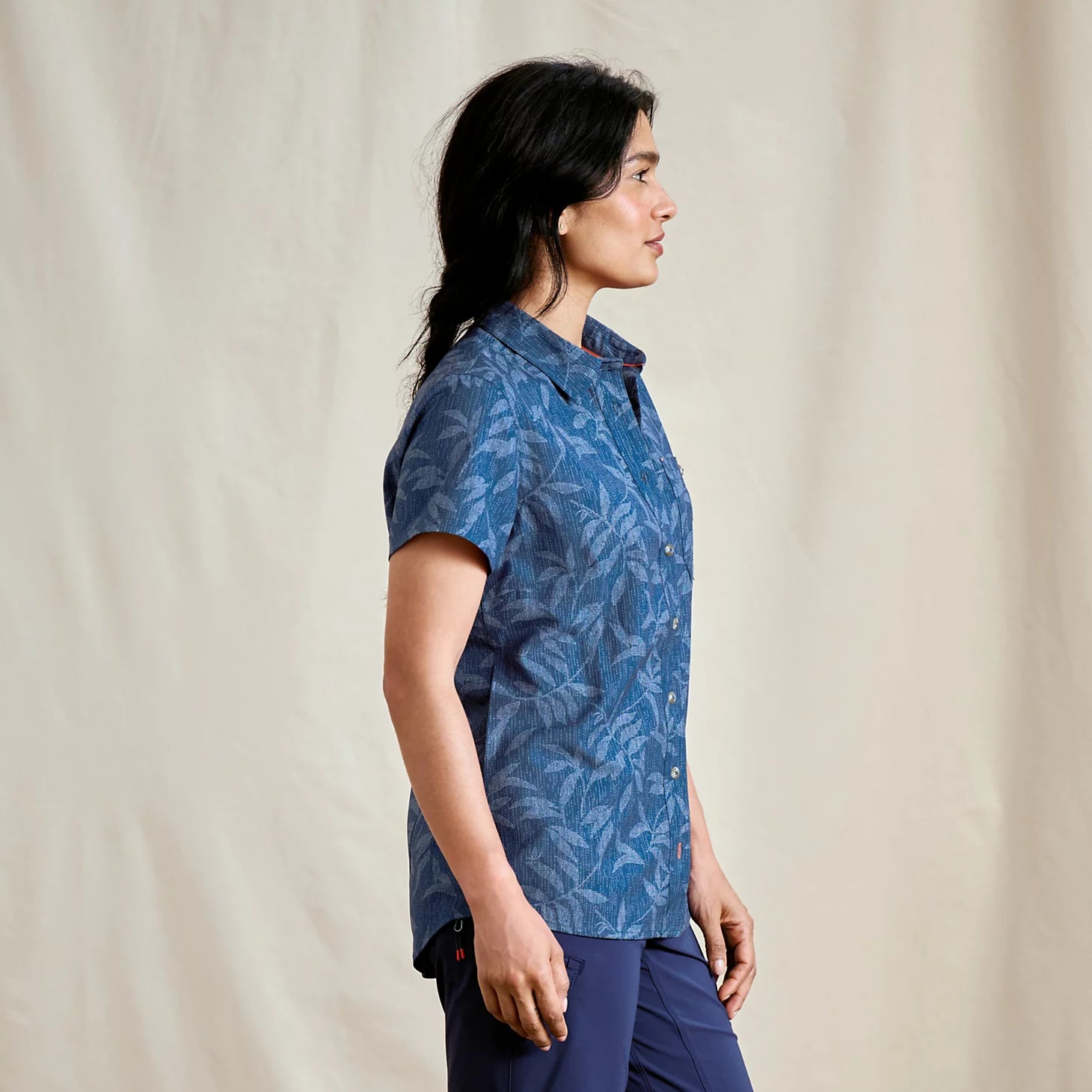 Women’s Tech Chambray Short-Sleeve Work Shirt