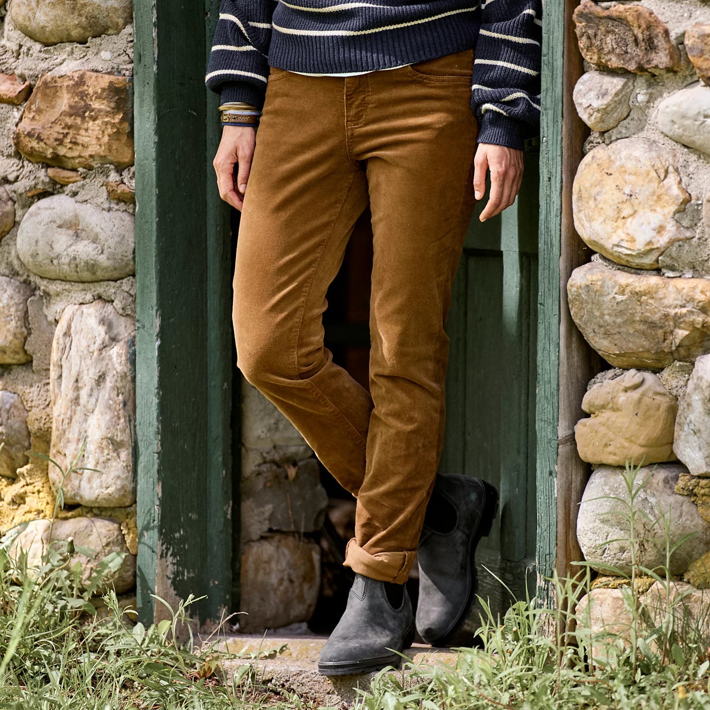 Kut From The Kloth® Catherine Mid-Rise Boyfriend Cords